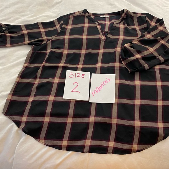 Maurice’s black/cream “plaid” blouse - Picture 1 of 1